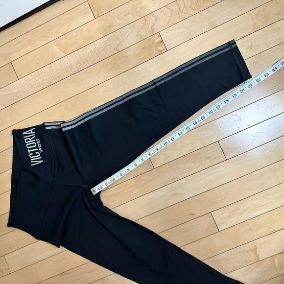VICTORIA SPORT/Victoria's Secret Black Racing Stripe Crop Leggings size XS - Picture 8 of 9